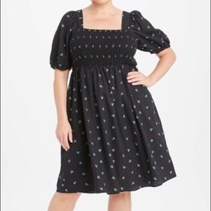 Ava & Viv Black Floral Print Smock Dress OR Solid Red- 1X
